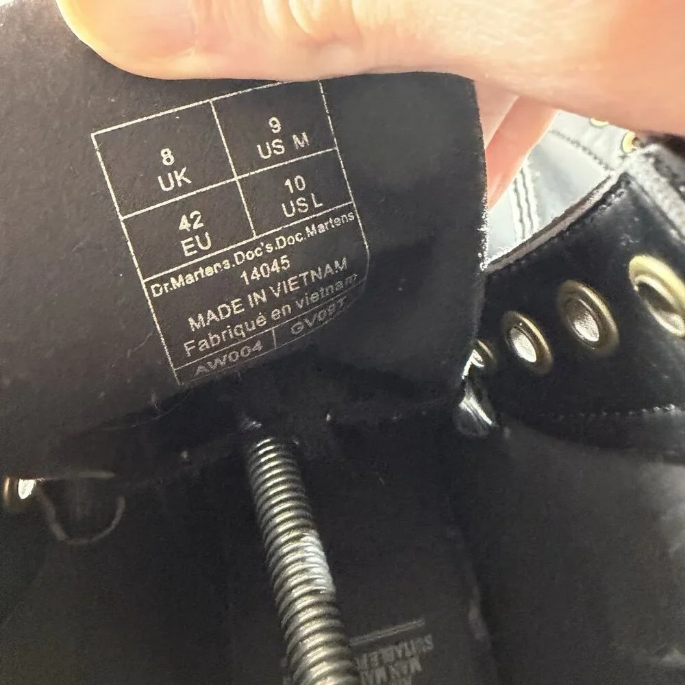 DR MARTENS AIR WAIR FELIX BLACK VEGAN LEATHER 8 EYELET ANKLE BOOTS #14045 MENS 9